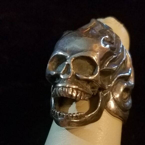 Big Skull Ring, Vintage Sterling Silver, Punk Rock Star, Goth Biker Rockabilly - Picture 6 of 10